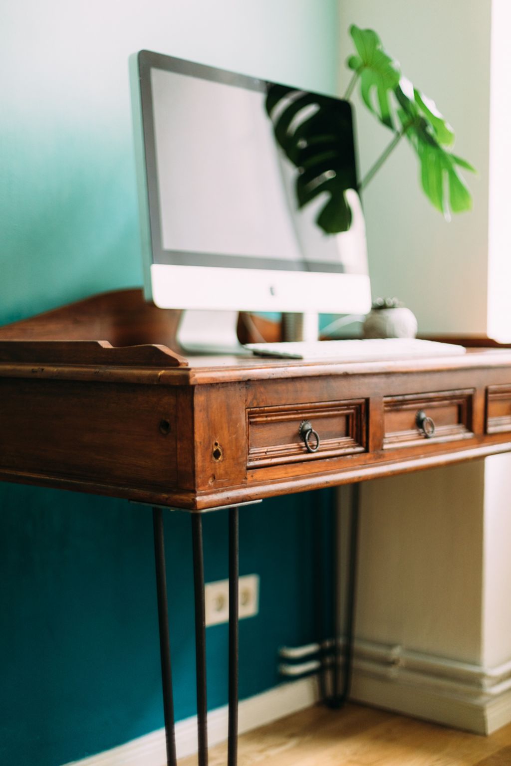 WORK AT HOME&nbsp;ESSENTIALS